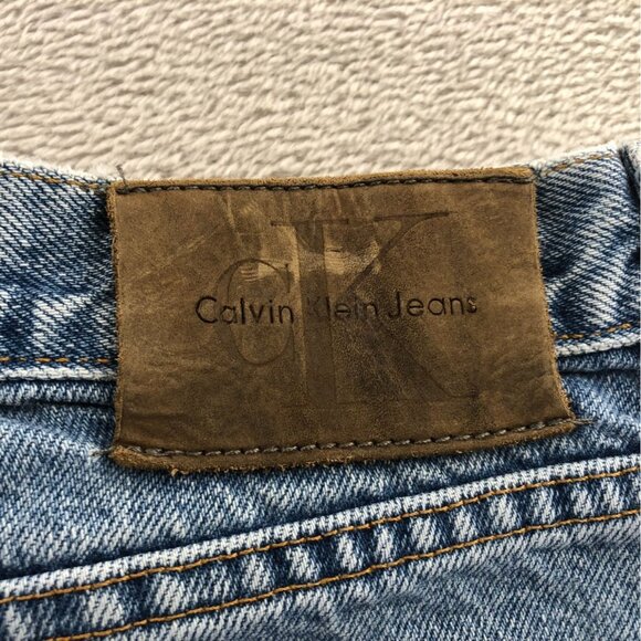 Vintage Calvin Klein Womens Jeans Shorts 34 Measured Casual Blue Denim Classic - Picture 10 of 12